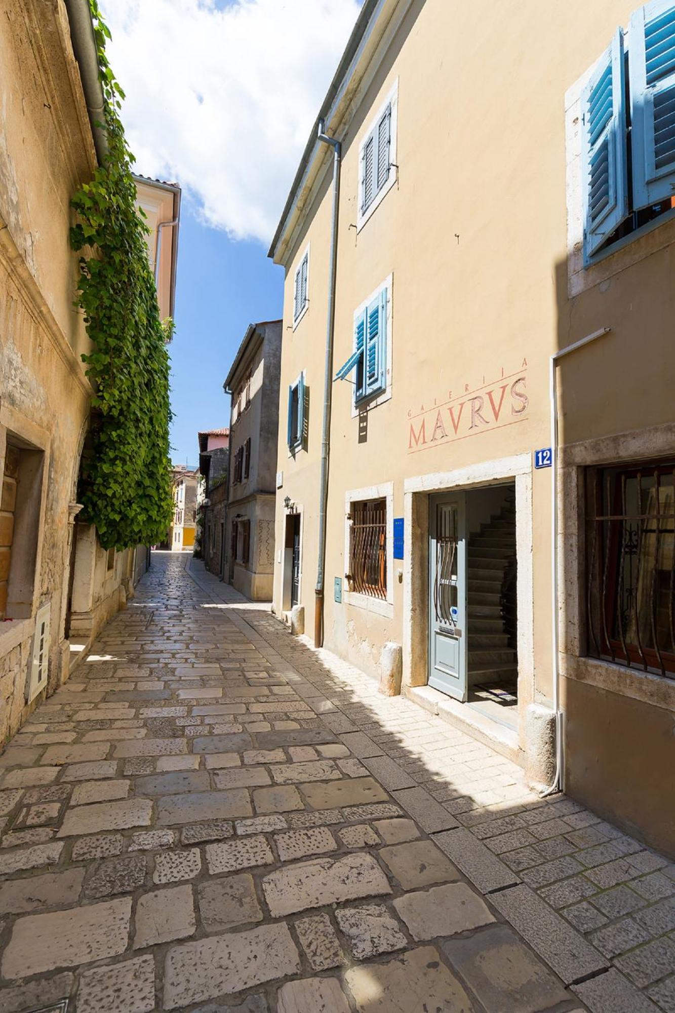 Old Town And * Poreč